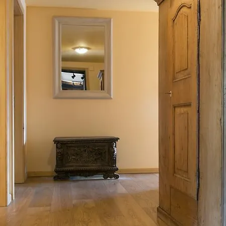 Apartment Lana Lejlighed *